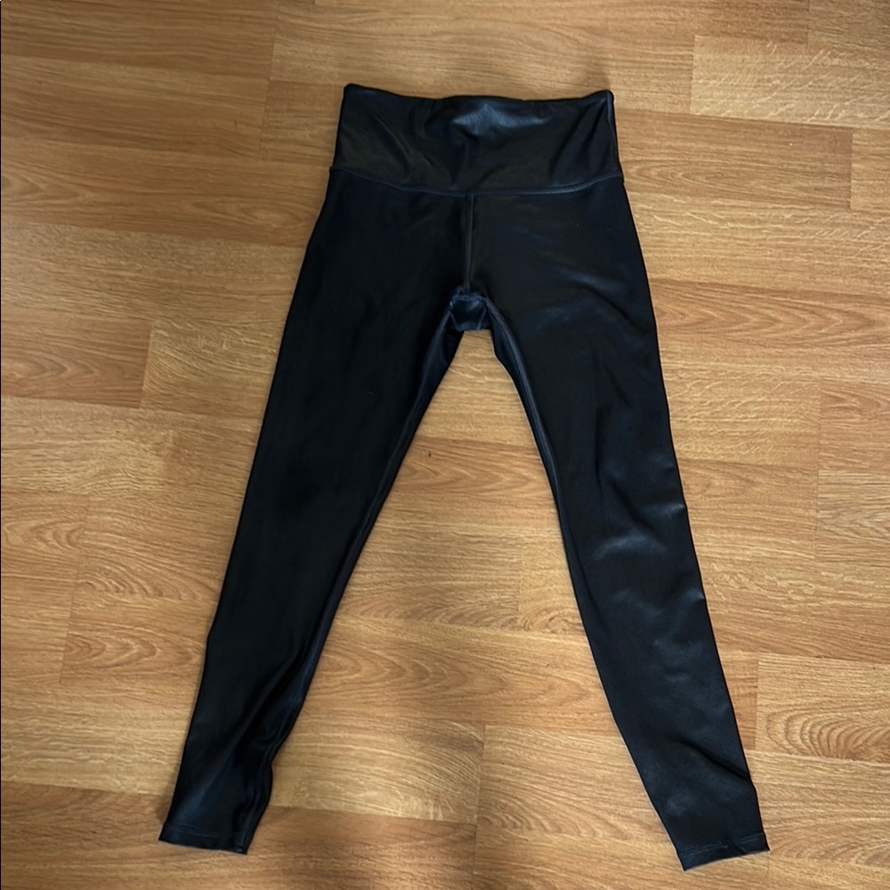 Athleta Elation Ultra High Rise Black Shiny Legginfs